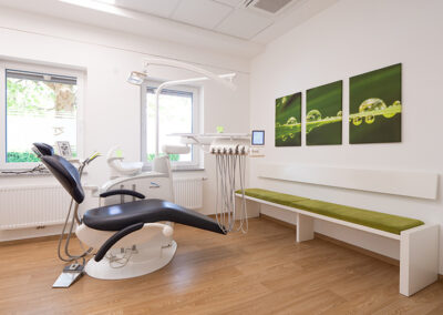 Moderne Zahnarztpraxis in Töging